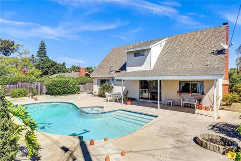 24172 Laulhere Lake Forest CA 92630