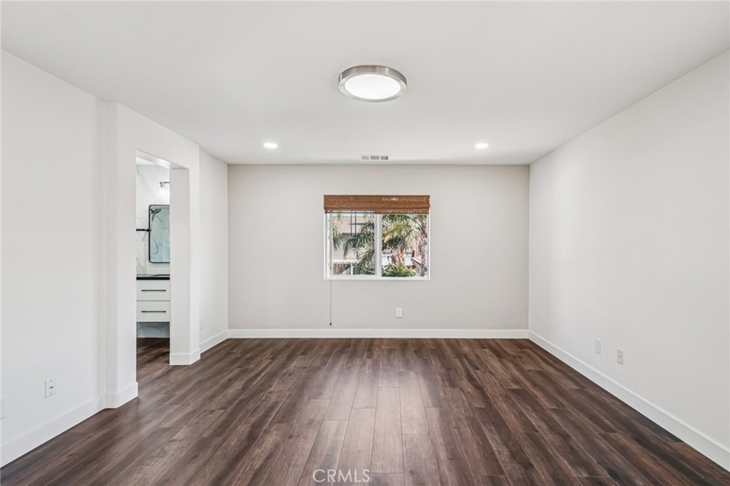 6658 Bright Gem Court