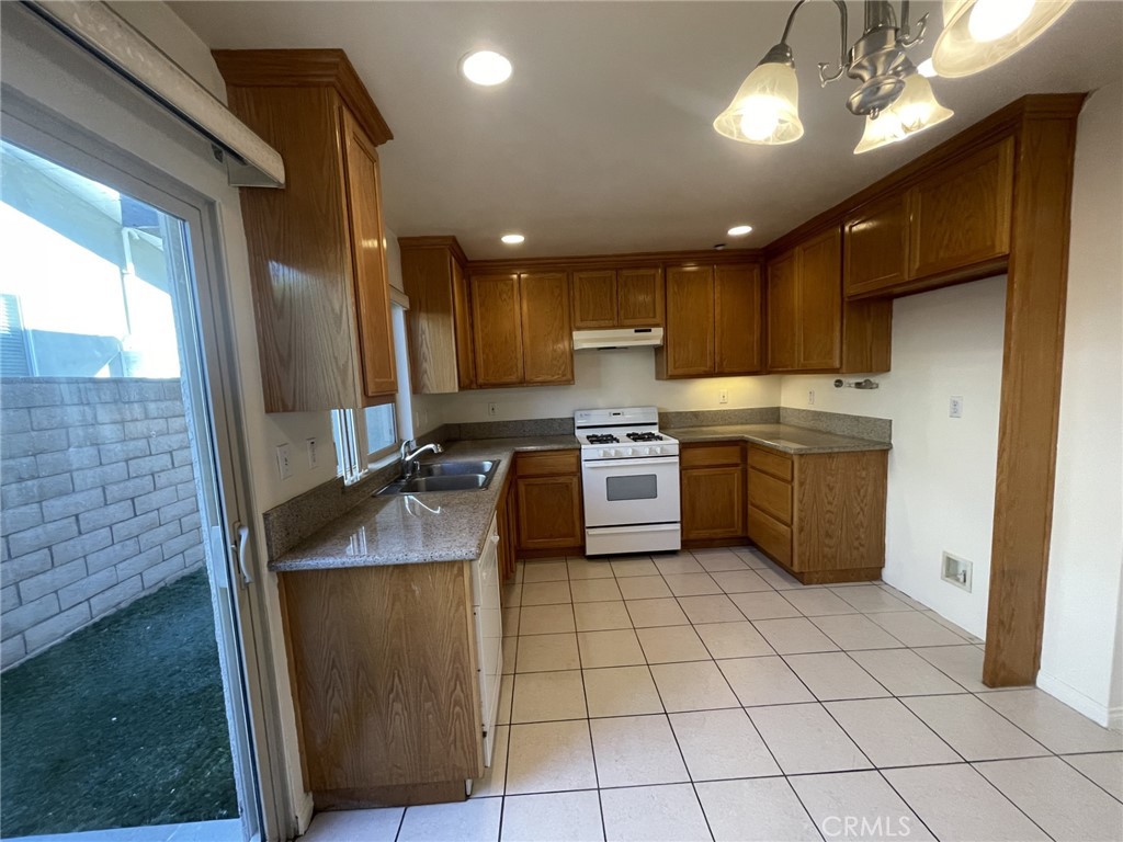 OTHR - Residential Lease