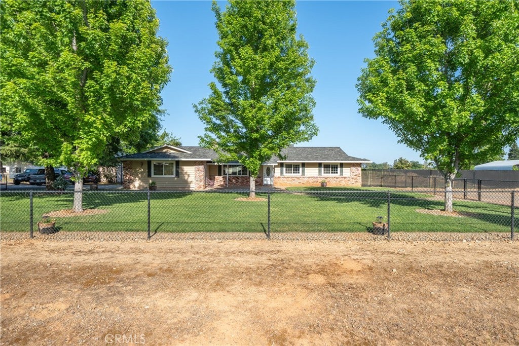 6679 Meadowlark Lane
