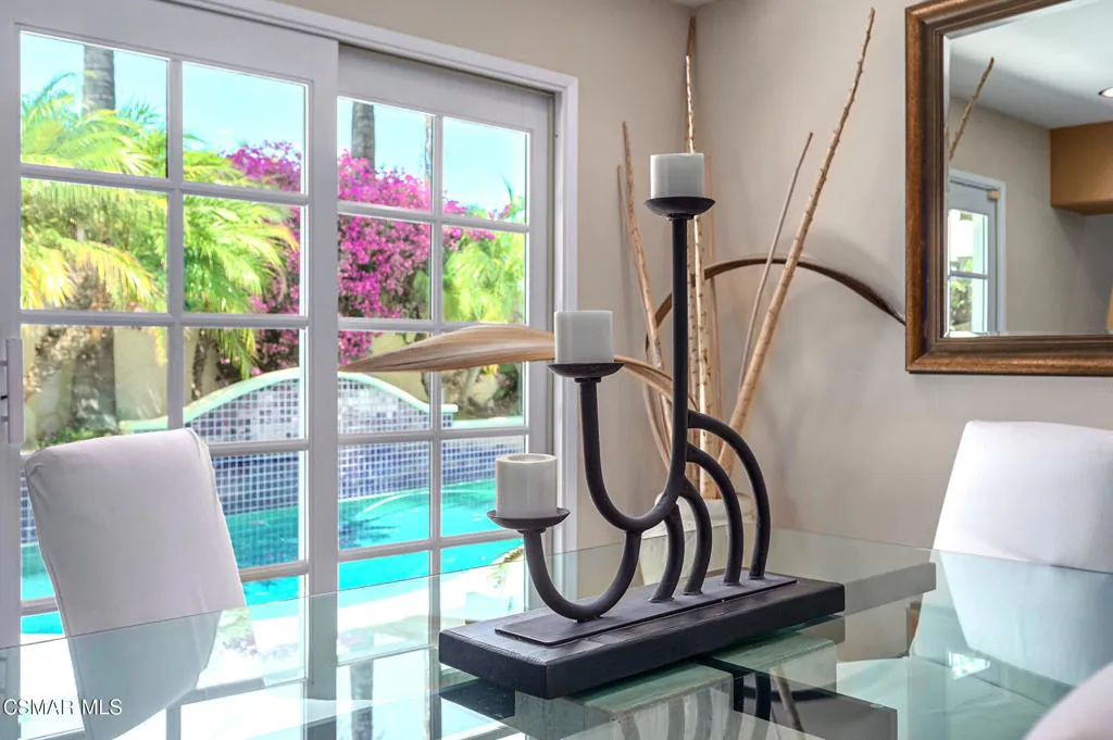 Thousand Oaks, California 91360, United States, 4 Bedrooms Bedrooms, ,4 BathroomsBathrooms,Residential,Active,150313