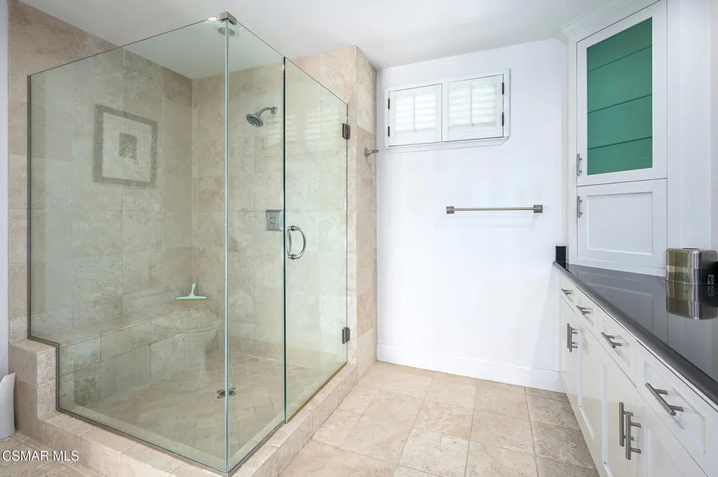 Thousand Oaks, California 91360, United States, 4 Bedrooms Bedrooms, ,4 BathroomsBathrooms,Residential,Active,150313