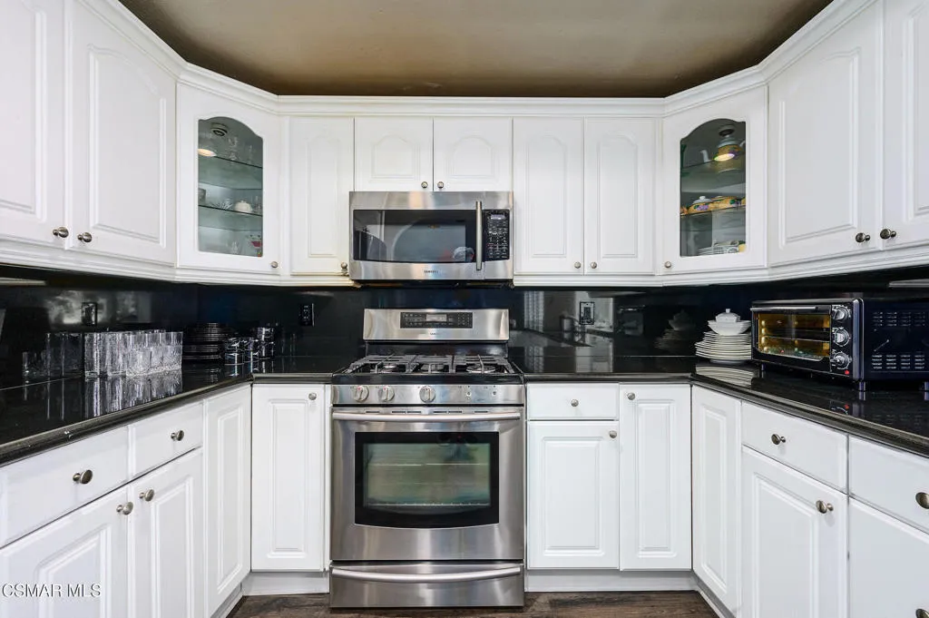 Thousand Oaks, California 91360, United States, 4 Bedrooms Bedrooms, ,4 BathroomsBathrooms,Residential,Active,150313