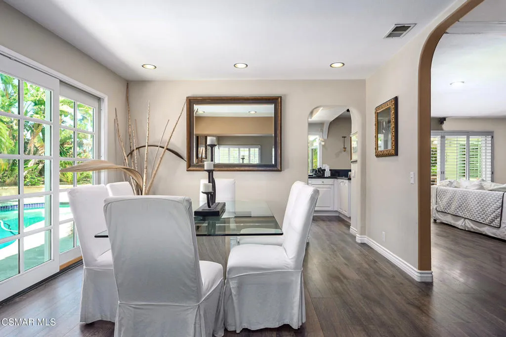 Thousand Oaks, California 91360, United States, 4 Bedrooms Bedrooms, ,4 BathroomsBathrooms,Residential,Active,150313