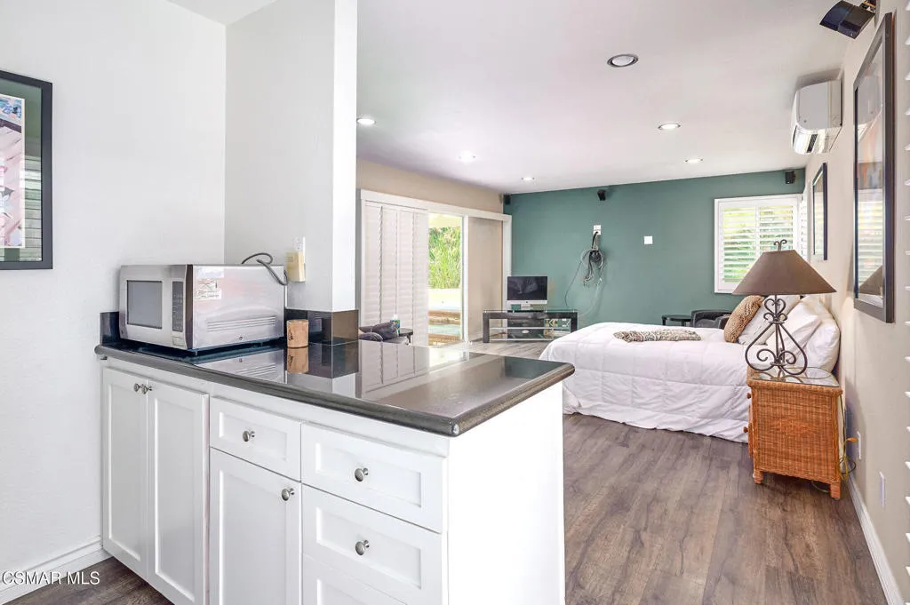 Thousand Oaks, California 91360, United States, 4 Bedrooms Bedrooms, ,4 BathroomsBathrooms,Residential,Active,150313