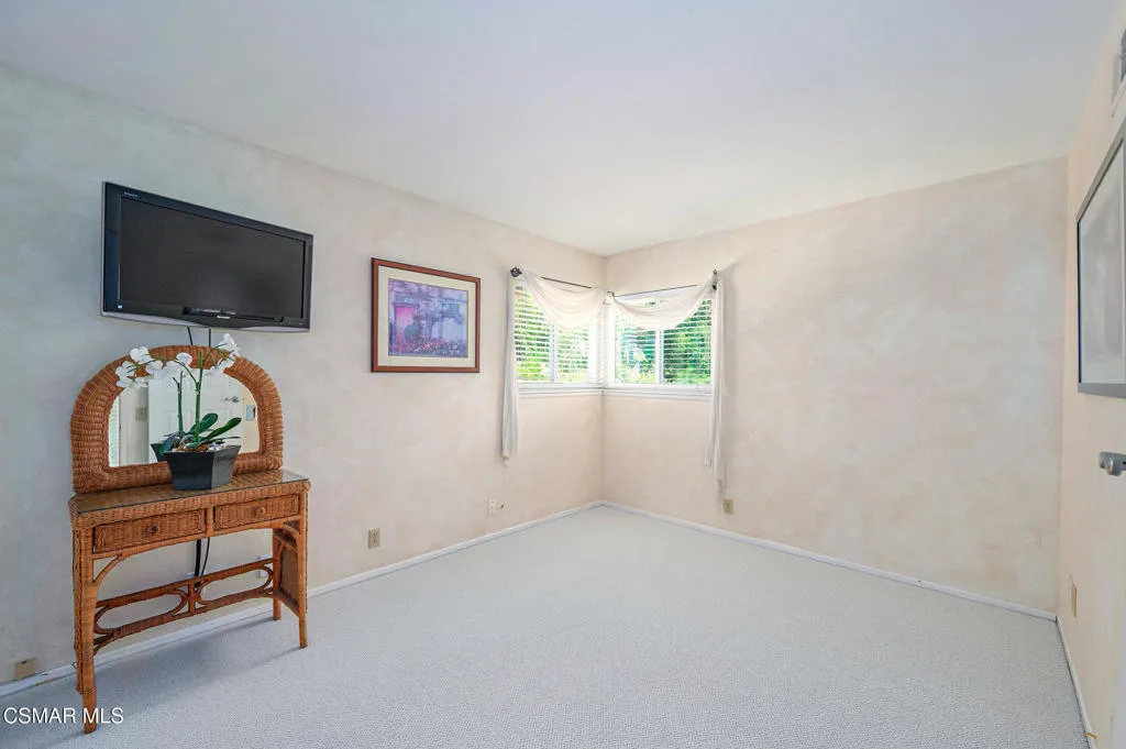 Thousand Oaks, California 91360, United States, 4 Bedrooms Bedrooms, ,4 BathroomsBathrooms,Residential,Active,150313