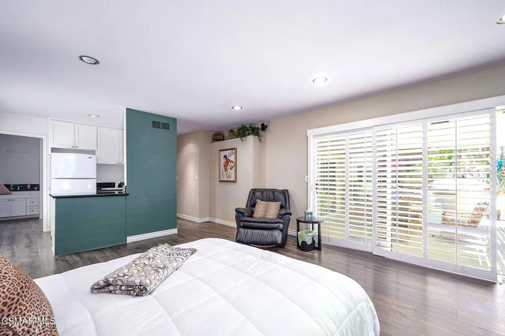 Thousand Oaks, California 91360, United States, 4 Bedrooms Bedrooms, ,4 BathroomsBathrooms,Residential,Active,150313