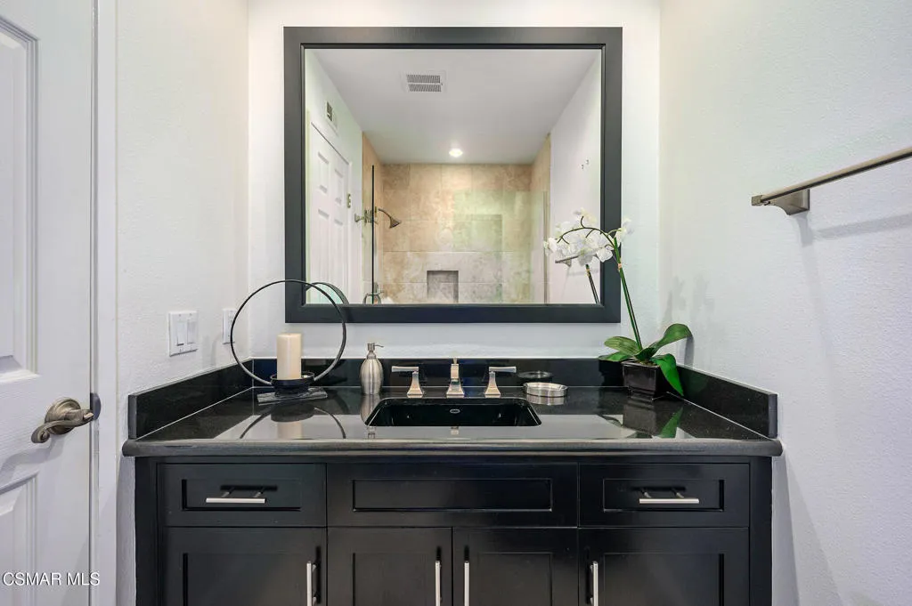 Thousand Oaks, California 91360, United States, 4 Bedrooms Bedrooms, ,4 BathroomsBathrooms,Residential,Active,150313