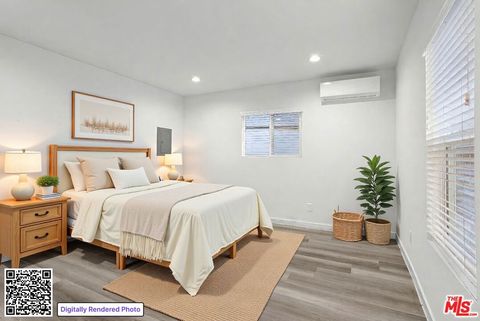 Photo of 1558 N Kenmore Avenue, Los Angeles, CA 90027 (MLS # 26669739)