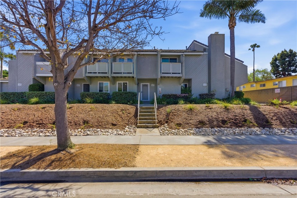 8276 Constantine Drive
