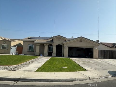 Photo of 1611 Brea Street, Bakersfield, CA 93307 (MLS # DW26052008)