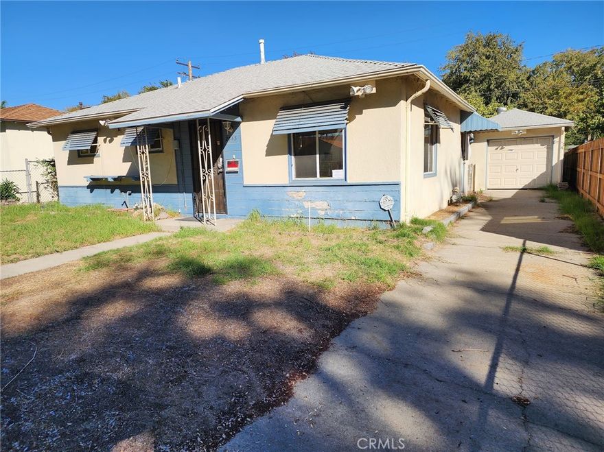 This Home is One of the Best Probate Listings I have seen.

Three Bed Rooms One Bath and Kitchen.

850 Square Feet, However it Feels Larger.

The Lot Size 5300, Back Yard Patio, and Fruit Trees.

1 Car Garage.

New Floors and Paint Will Go a Long Way to a Great Starter Home In a Very Nice Neighborhood.