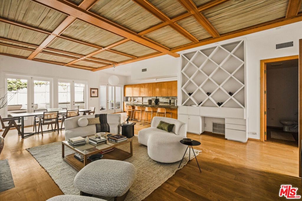 Photo of 120 PACIFIC Avenue, Venice, CA 90291 (MLS # 26663813)