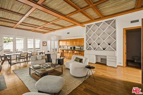 Photo of 120 PACIFIC Avenue, Venice, CA 90291 (MLS # 26663813)