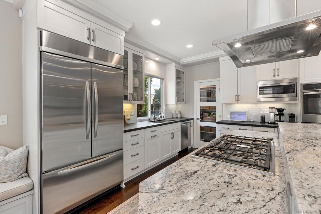 11443 Bracken Fern Cove