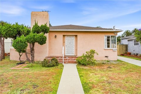 Photo of 2459 Maine Avenue AVE, Long Beach, CA 90806 (MLS # OC26097340)