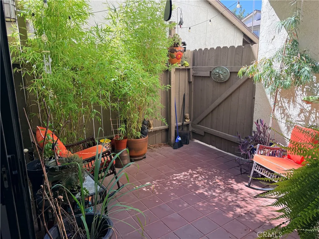 San Bernardino, California 92404, United States, 2 Bedrooms Bedrooms, ,2 BathroomsBathrooms,Residential,Active,214699