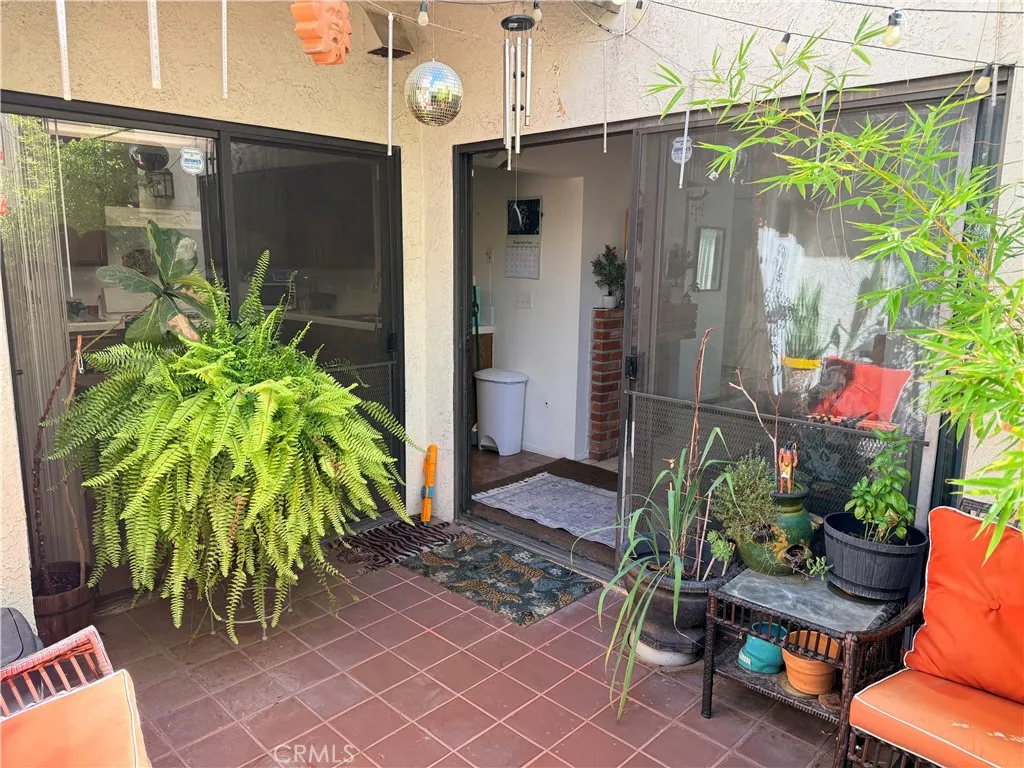 San Bernardino, California 92404, United States, 2 Bedrooms Bedrooms, ,2 BathroomsBathrooms,Residential,Active,214699