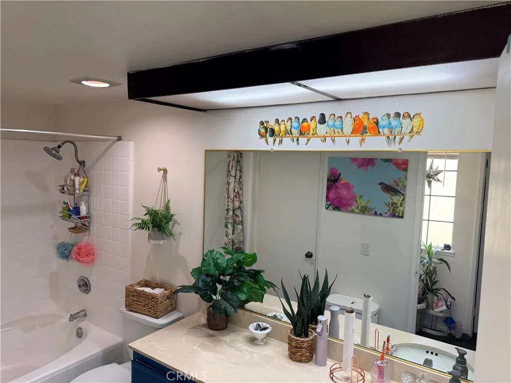 San Bernardino, California 92404, United States, 2 Bedrooms Bedrooms, ,2 BathroomsBathrooms,Residential,Active,214699