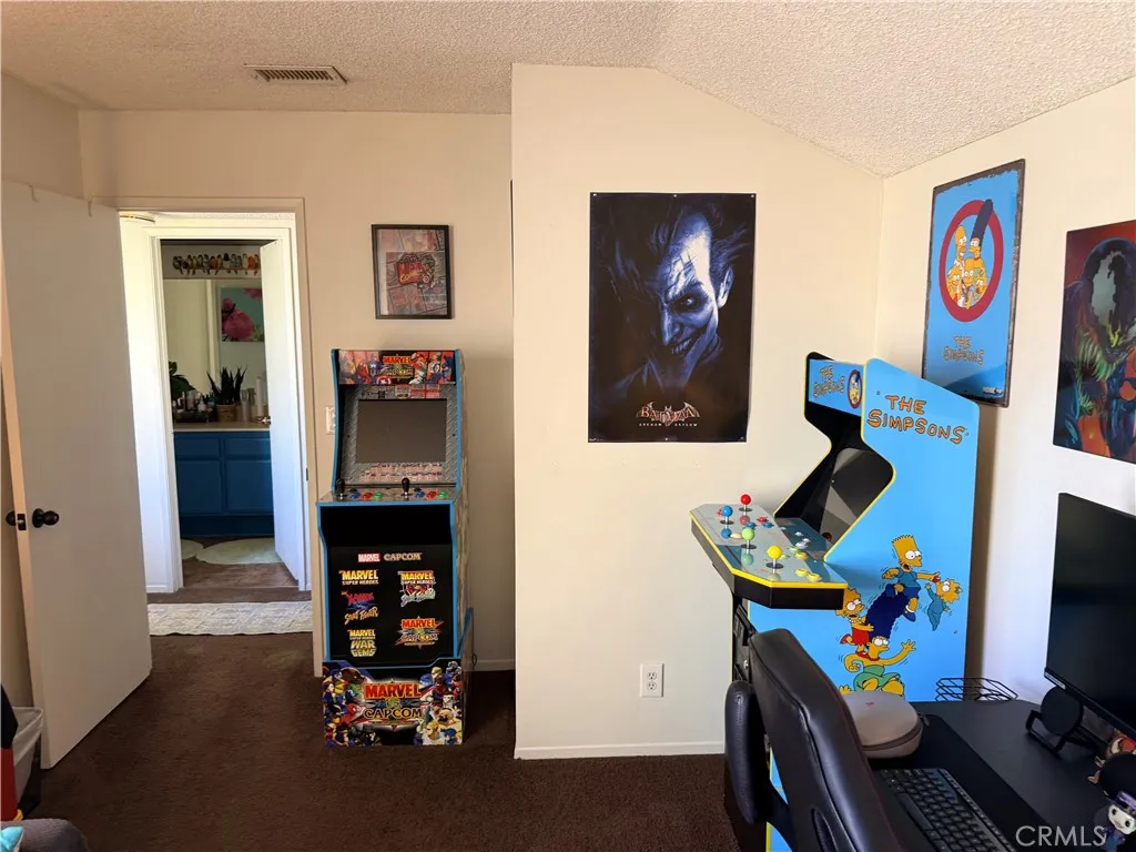 San Bernardino, California 92404, United States, 2 Bedrooms Bedrooms, ,2 BathroomsBathrooms,Residential,Active,214699