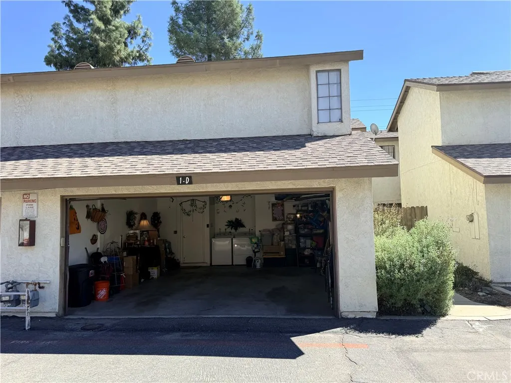 San Bernardino, California 92404, United States, 2 Bedrooms Bedrooms, ,2 BathroomsBathrooms,Residential,Active,214699