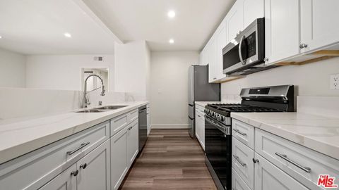 Photo of 7453 Haskell Avenue #9, Van Nuys, CA 91406 (MLS # 26828351)