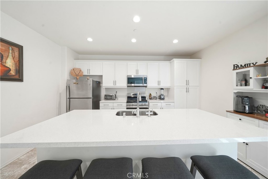 2242 Autumn Court