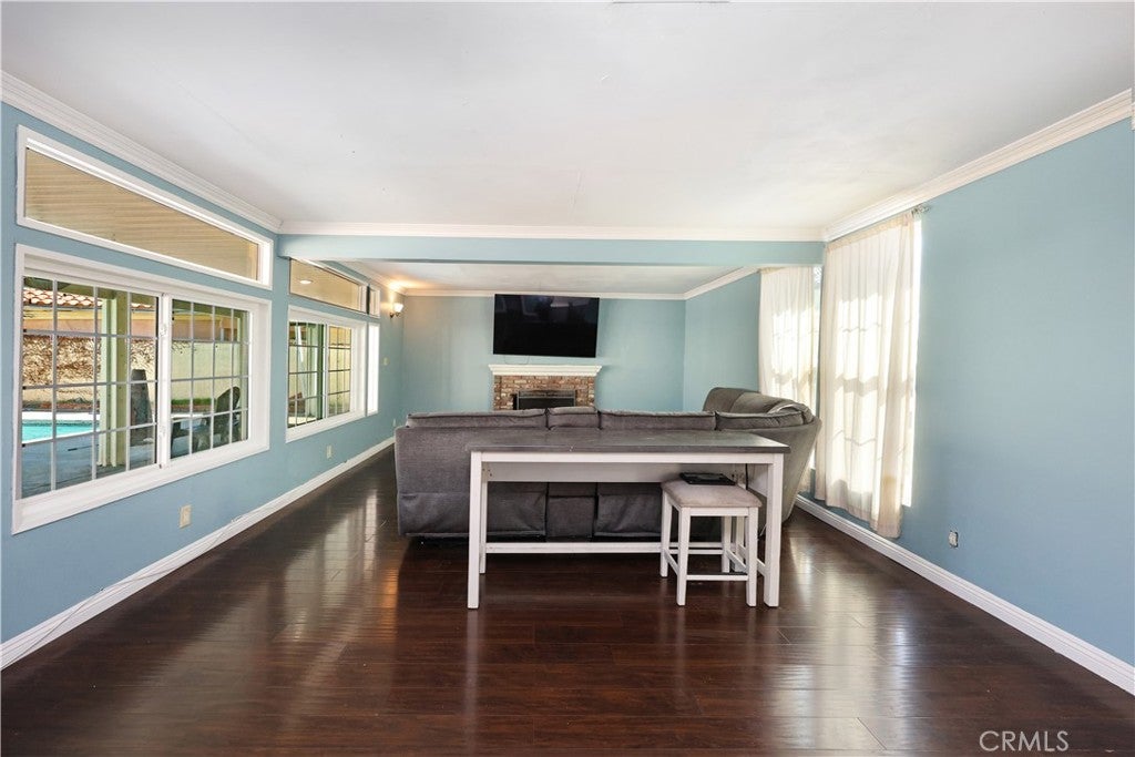 9403 Irwingrove