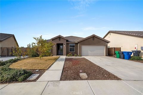 Photo of 3415 Falling Brook Ln, Shafter, CA 93263 (MLS # NS26052298)