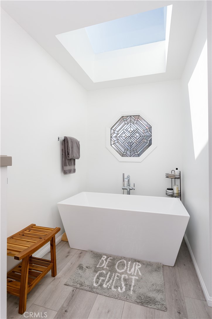 Lido Island (LIDO) - Residential Lease