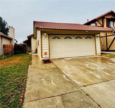 Photo of 24418 Electra Court, Moreno Valley, CA 92551 (MLS # IV26069503)