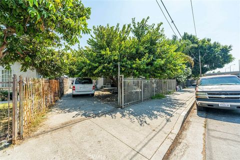 Photo of 11422 Willowbrook Ave, Los Angeles, CA 90059 (MLS # PW26081818)