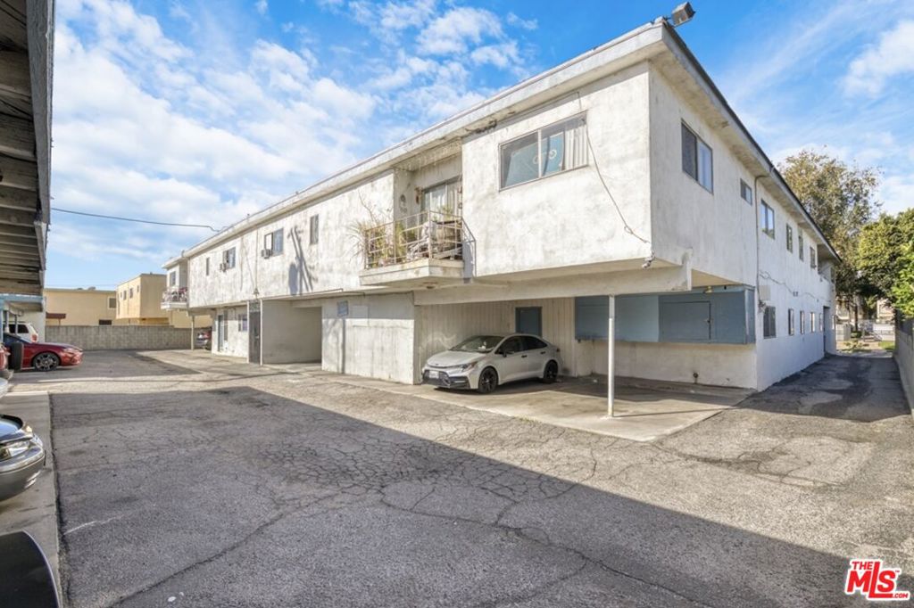 8750 Owensmouth Avenue