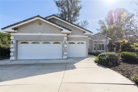 Photo of 1625 Sarazen Court, Nipomo, CA 93444 (MLS # SC26051235)