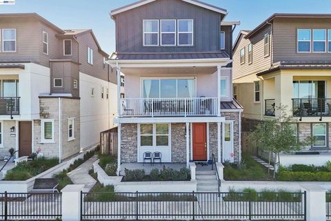 Photo of 1106 Mateo Miller Cir CIR, San Ramon, CA 94583 (MLS # 41136043)