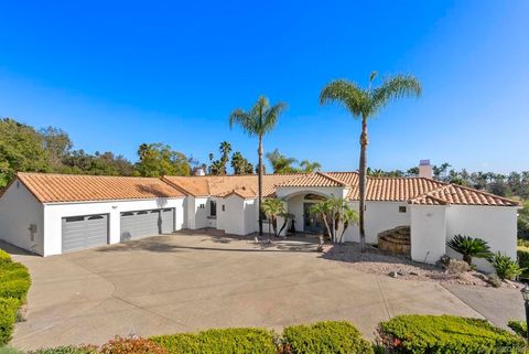 Photo of 2821 Summit Drive Dr, Escondido, CA 92025 (MLS # 260003704SD)