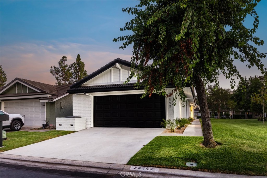 24142 Minnetonka Lane
