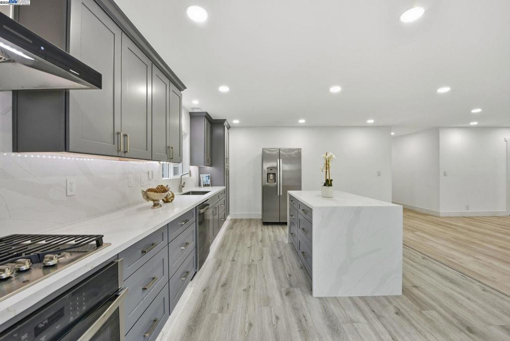 ALVARADO DIST - Residential