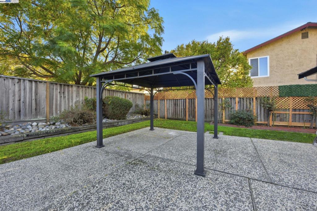 ALVARADO DIST - Residential