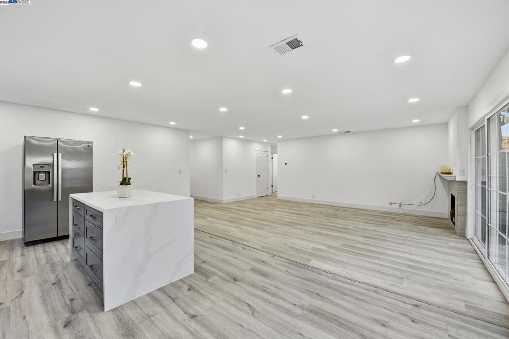 ALVARADO DIST - Residential