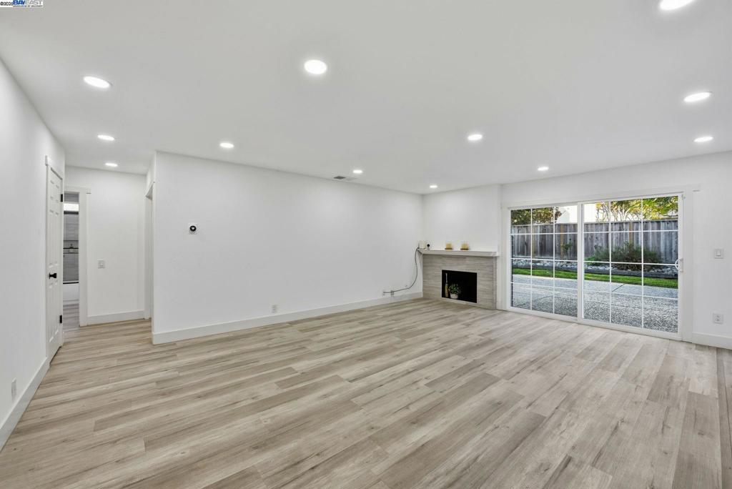 ALVARADO DIST - Residential