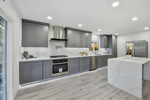 Photo of 3312 San Marco Ct Ct, Union City, CA 94587 (MLS # 41117797)