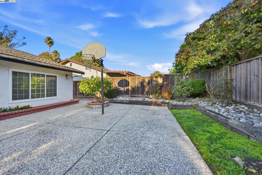 ALVARADO DIST - Residential