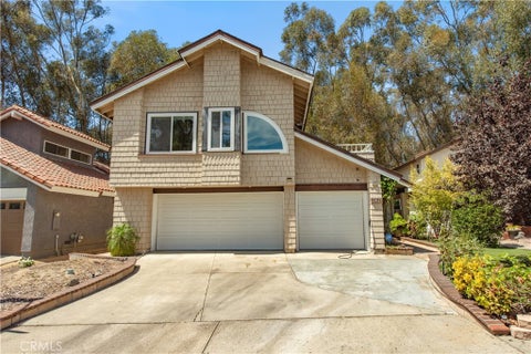 Photo of 22625 Wood Shadow LN, Lake Forest, CA 92630 (MLS # OC26191405)