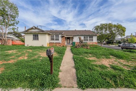 14382 Brenan North Tustin CA 92780