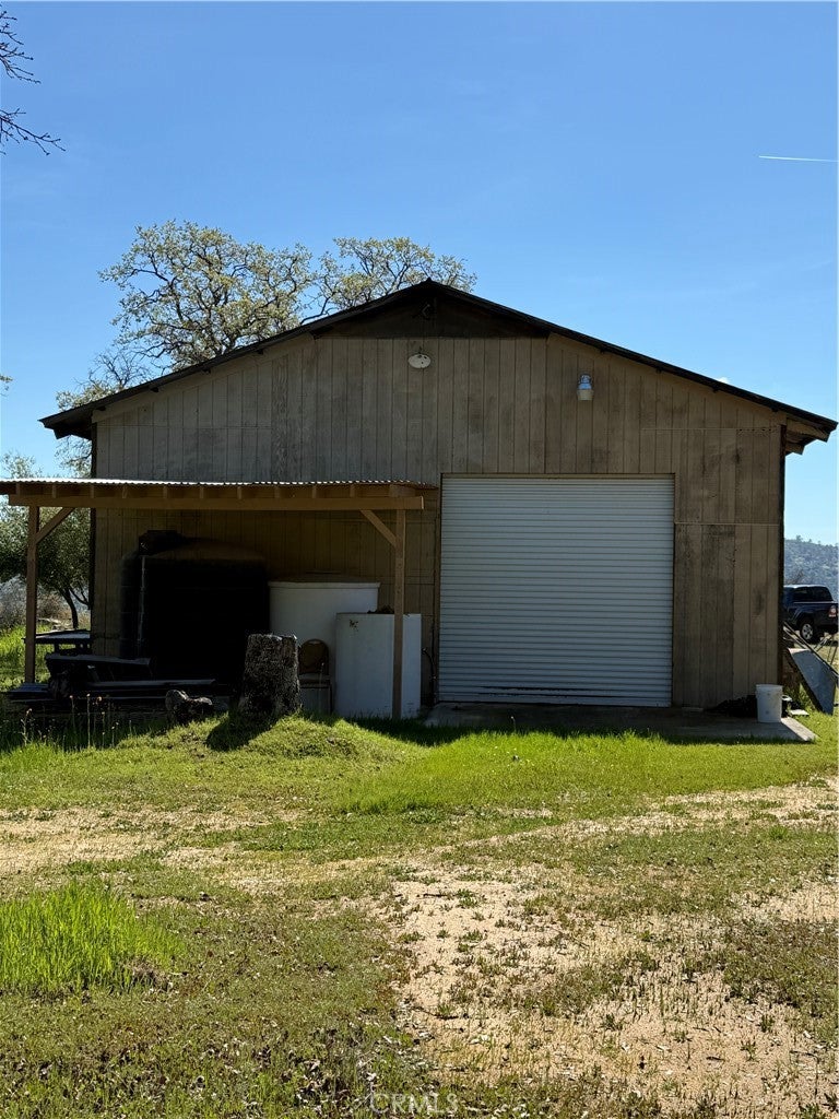 38914 Road 810