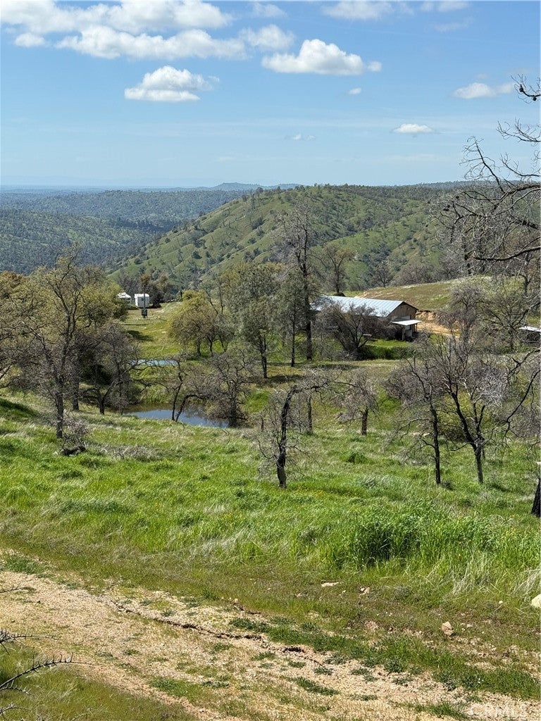 38914 Road 810
