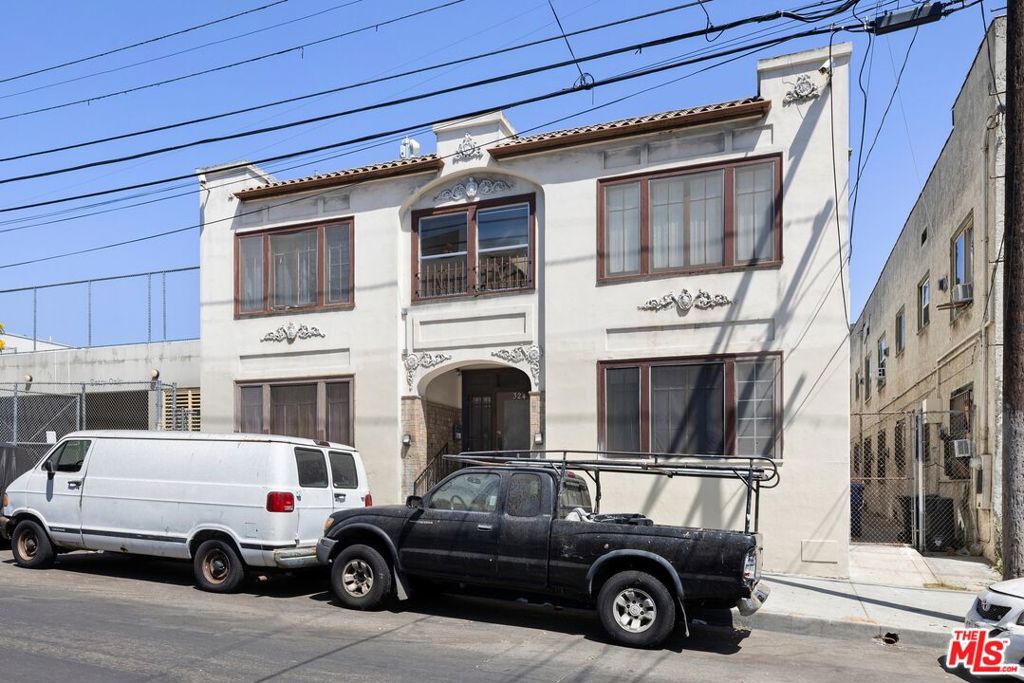 324 Witmer Street