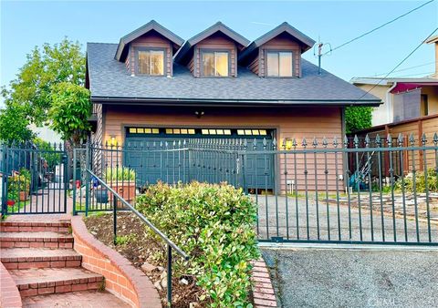 Photo of 2717 Mary Street, La Crescenta, CA 91214 (MLS # SR26085221)