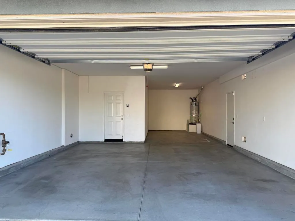 Indio, California 92203, United States, 4 Bedrooms Bedrooms, ,3 BathroomsBathrooms,Residential,Active,222090